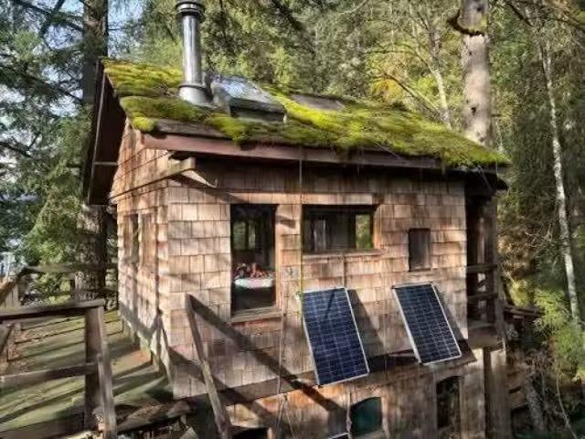 House for sale in Belcarra, British Columbia