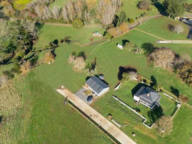 House for sale in Auckland, Oroua County