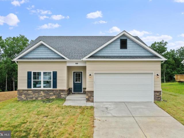 House for sale in Bunker Hill, West Virginia