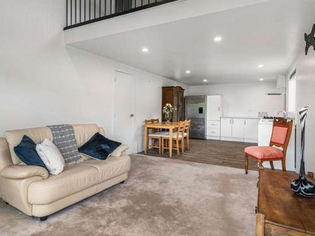 Property for sale in Awhitu