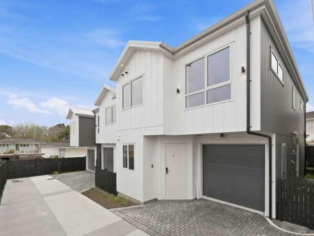 Townhouse for sale in Howick, Oroua County
