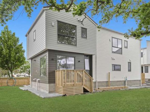 Townhouse for sale in Papakura