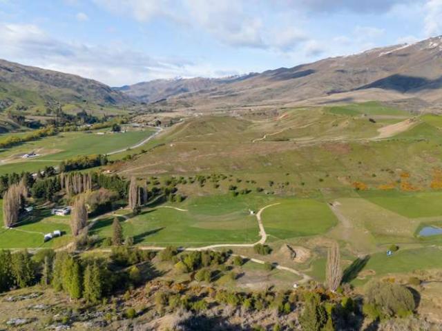 Property for sale in Otakou