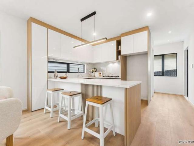 House for sale in Wairau Valley