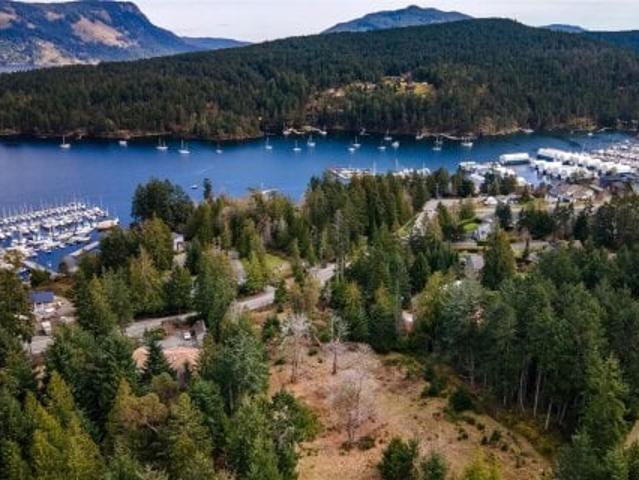 Land for sale in Duncan, British Columbia