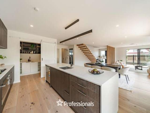 House for sale in Days Bay, Wellington