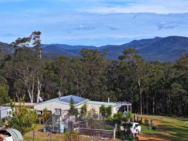 Cottage for sale in Currowan, New South Wales
