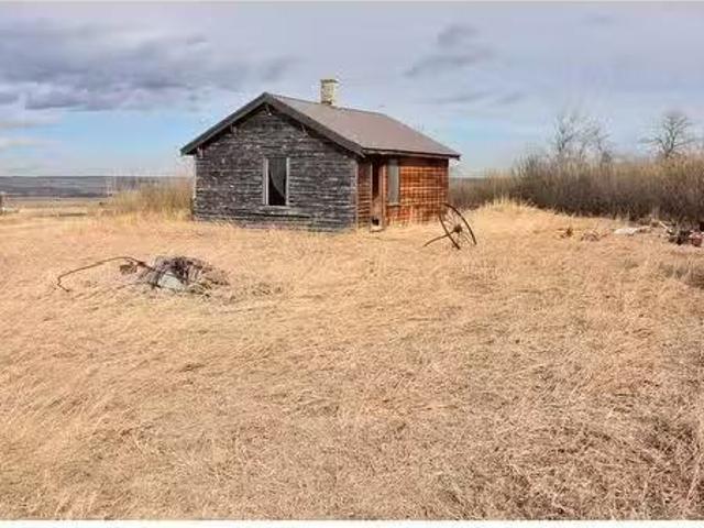 House for sale in Alberta
