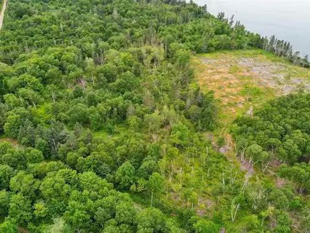 House for sale in Canada Creek, Nova Scotia