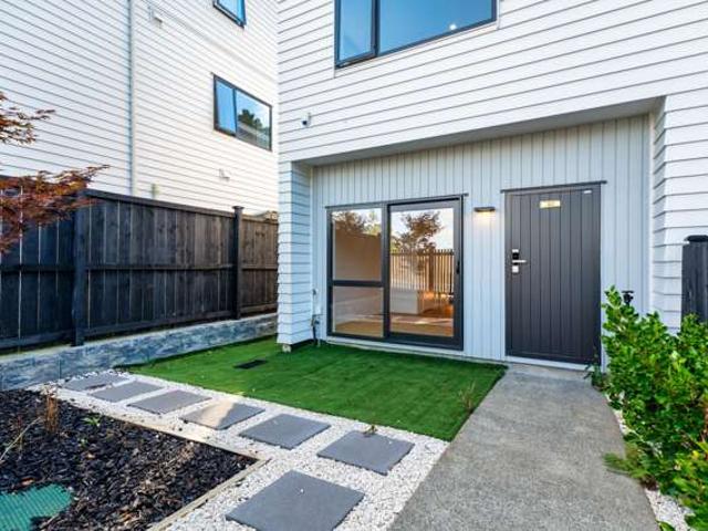 Townhouse for sale in Balmoral
