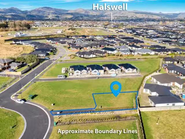 House for sale in Chaslands, Canterbury