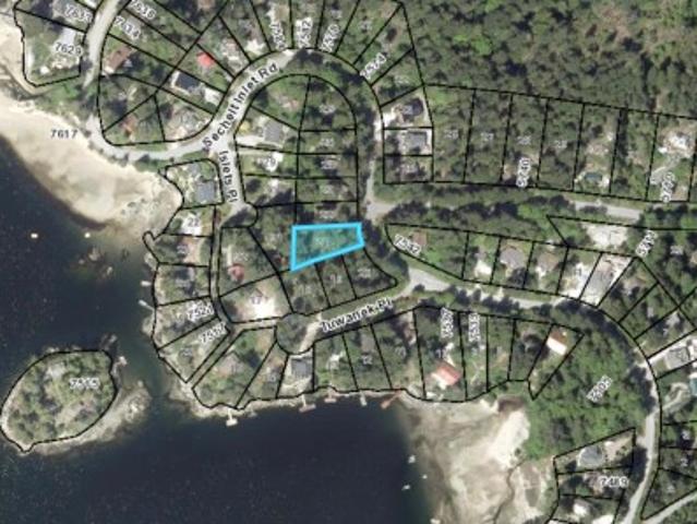 Land for sale in Sechelt, British Columbia