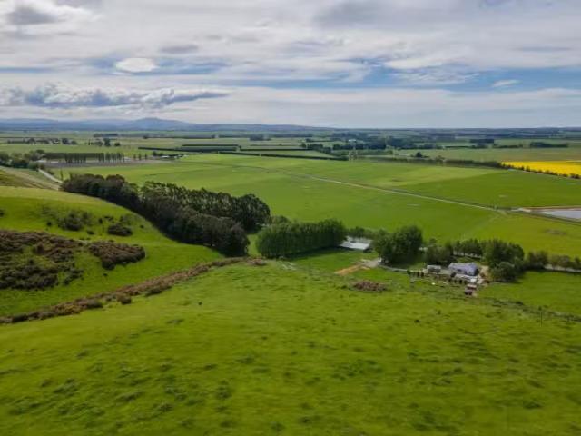 House for sale in Otakou