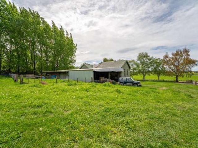 Property for sale in Otakou