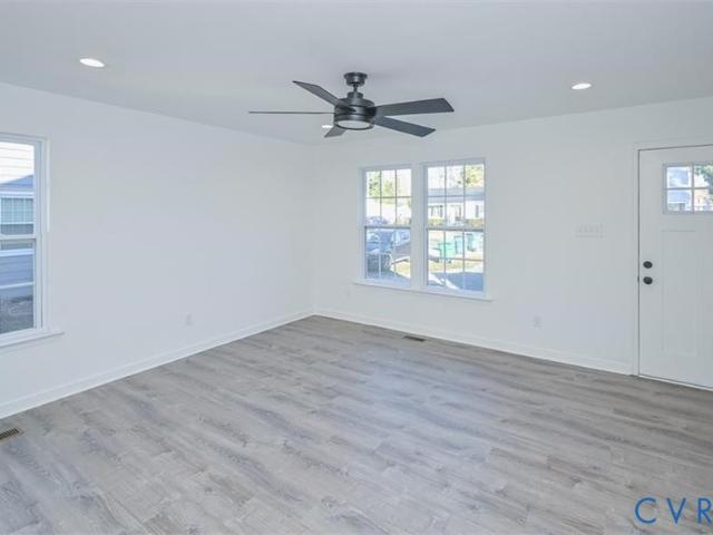 House for sale in Port Richmond, West Point