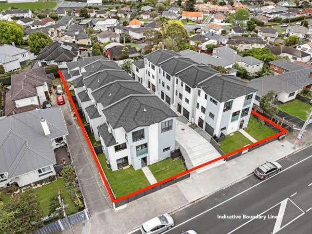 Townhouse for sale in Mount Roskill, Puketāpapa
