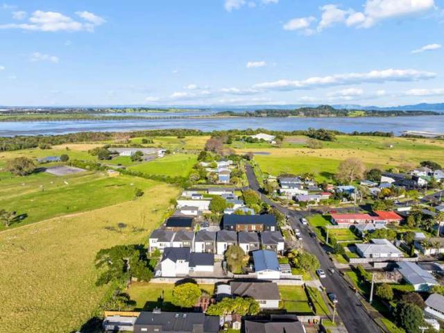 House for sale in Owhata, Oroua County