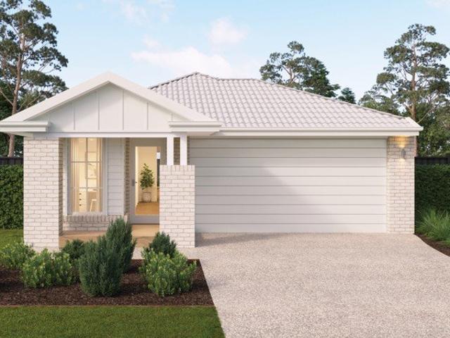 Cottage for sale in Upper Caboolture, Greater Brisbane
