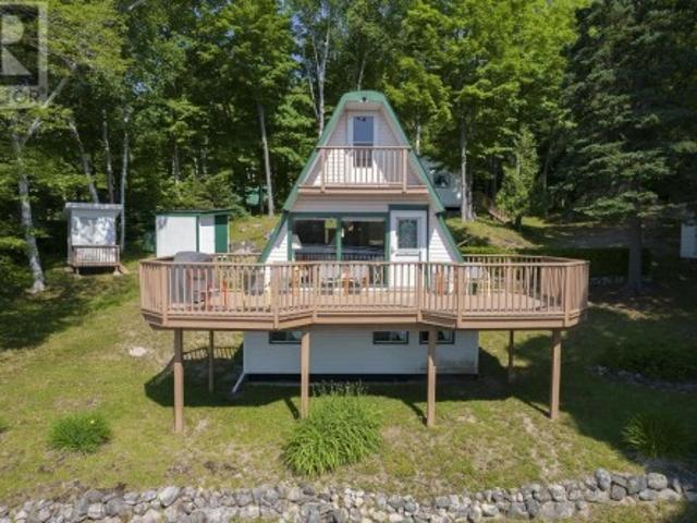 House for sale in Renfrew, Ontario