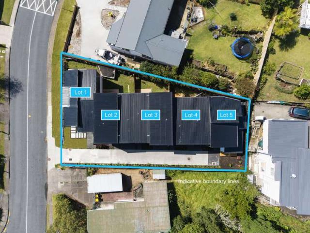 Townhouse for sale in Whangaparaoa