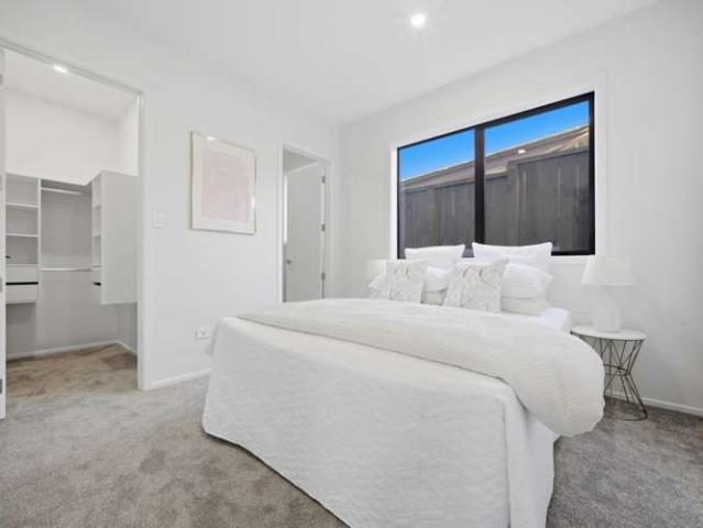 House for sale in Wairau Valley