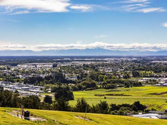Land for sale in Chaslands, Canterbury