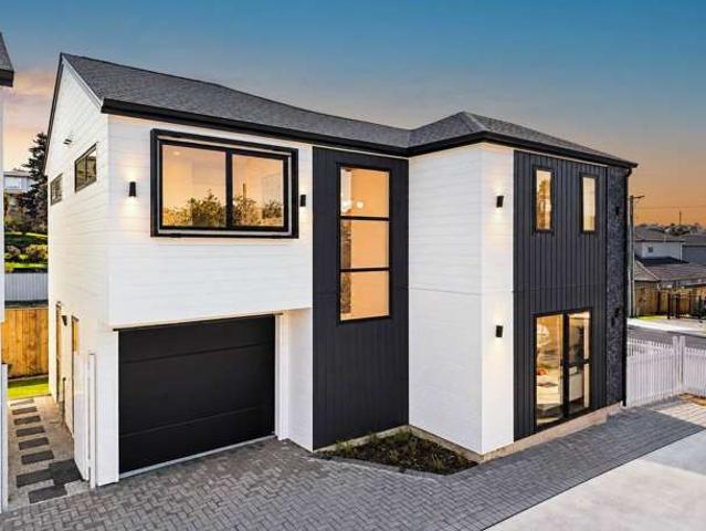 Townhouse for sale in Hillsborough, Oroua County