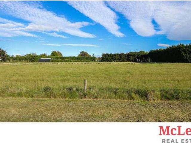 Property for sale in Newland, Canterbury