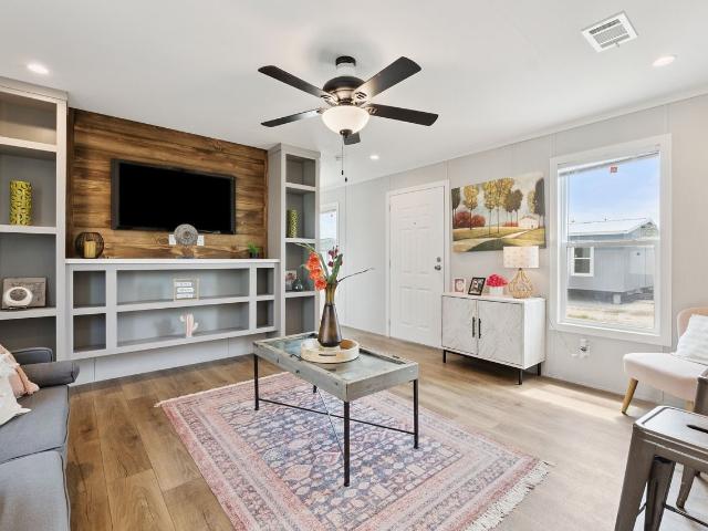 House for sale in Lovelady, Texas