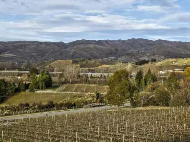 House for sale in Otakou