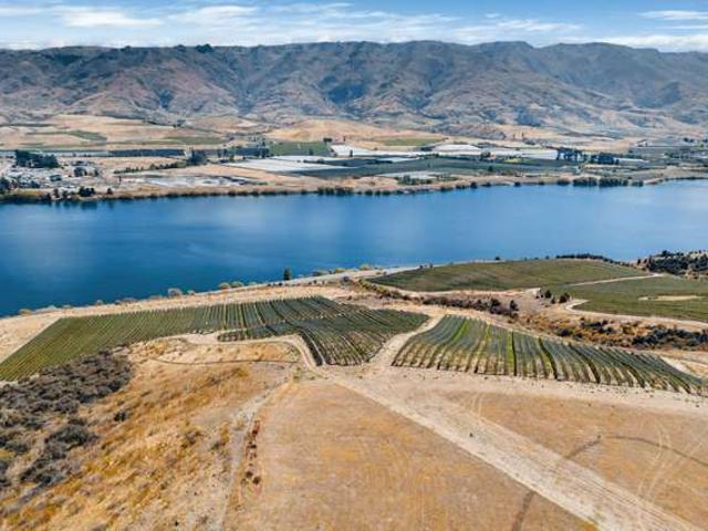 Land for sale in Otakou