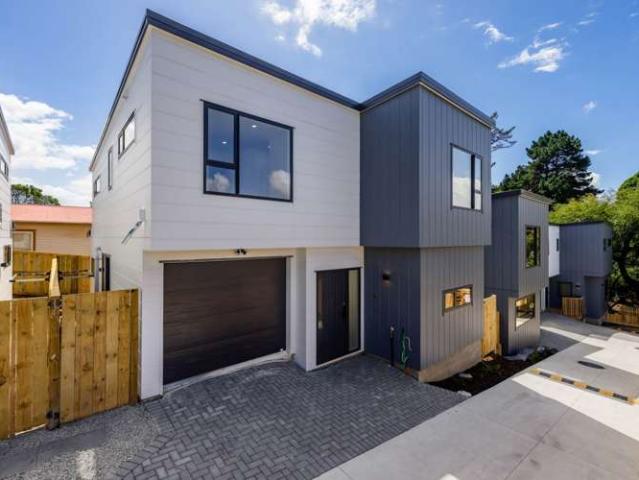 House for sale in Lynfield