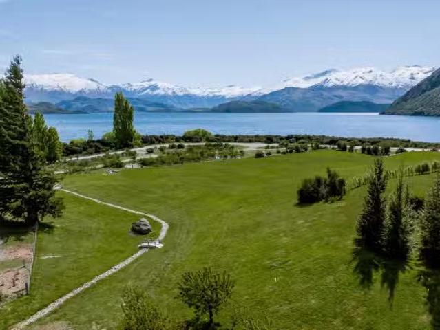 House for sale in Otakou
