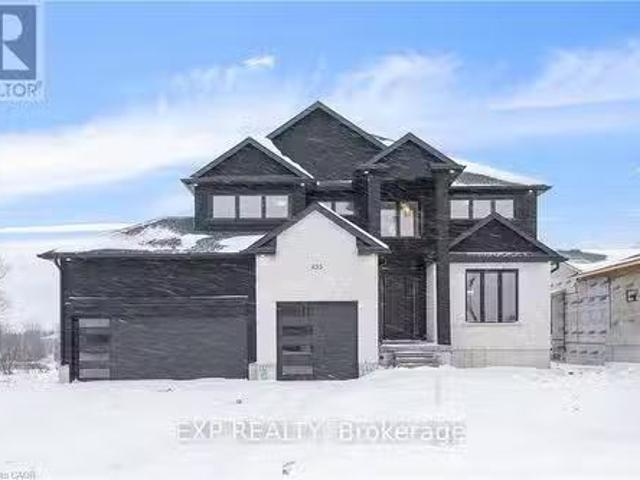 House for sale in Perth, Ontario