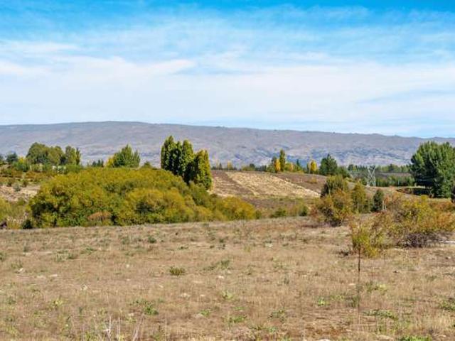Property for sale in Otakou