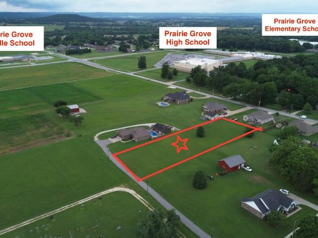 Land for sale in Prairie Grove, Washington County