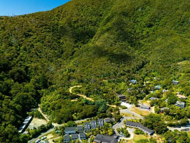 Land for sale in Marlborough
