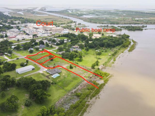 Land for sale in Chambers, Texas