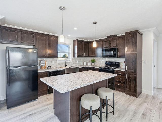 House for sale in Stone, Missouri
