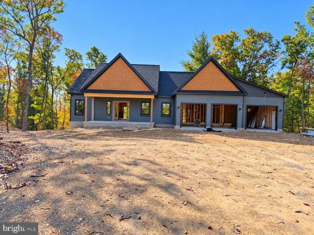 House for sale in Hedgesville, Morgan County