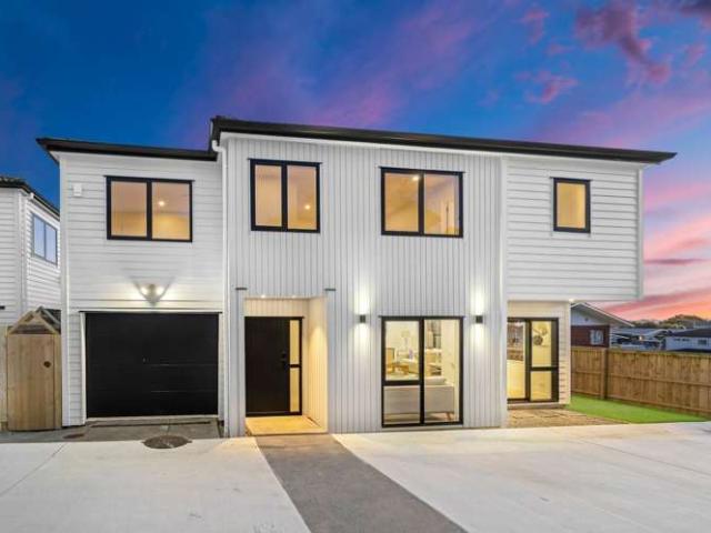 Townhouse for sale in Howick, Oroua County