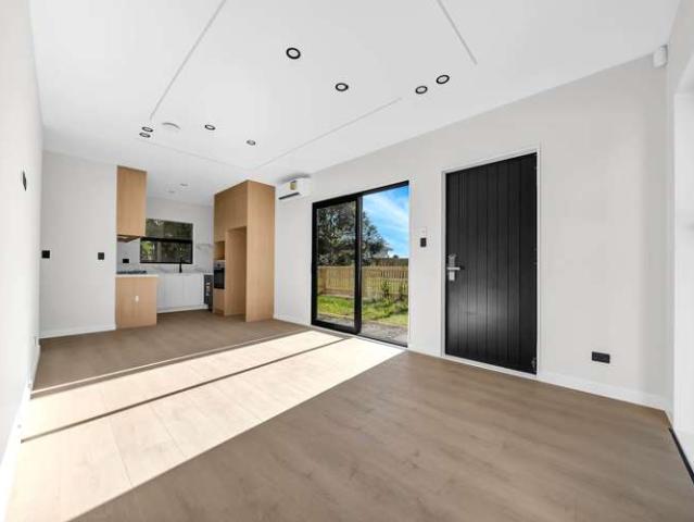 Townhouse for sale in Clendon Park, Manurewa