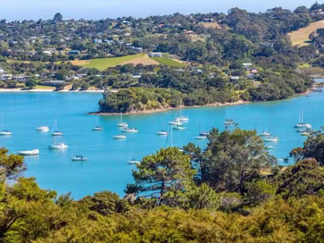 House for sale in Auckland, Oroua County