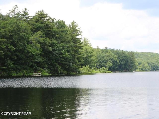 Land for sale in Beach Lake, Pennsylvania