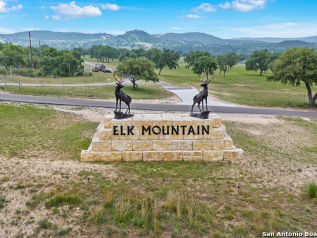 Land for sale in Pipe Creek, Bandera County
