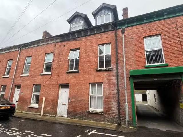 House for sale in Derry