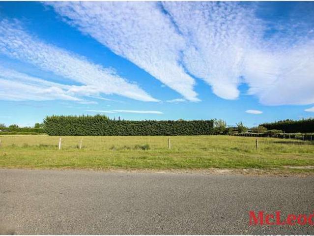 Property for sale in Newland, Canterbury