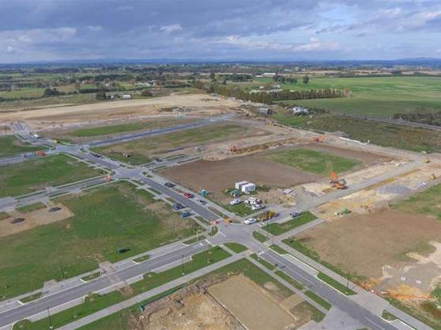 Land for sale in Awhitu, Oroua County