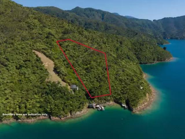 House for sale in Marlborough