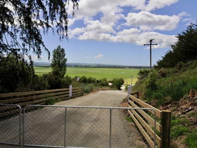 Property for sale in Otakou